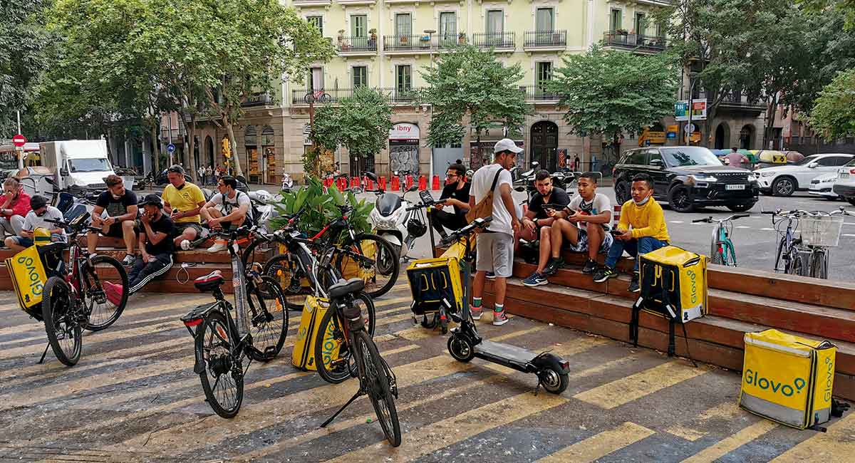 Empreses i ciutadans incívics i administració municipal permisiva